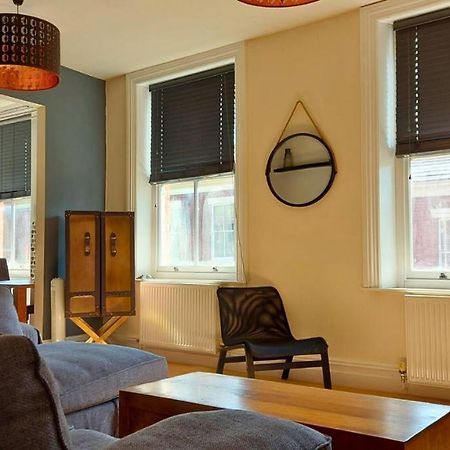 Large Studio Room In City Centre Престон Екстер'єр фото